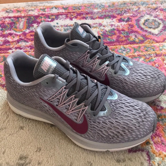 Nike Shoes - 🆕 Nike Zoom 8